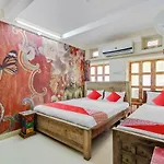 Oyo 46815 Banaji Home Stay
