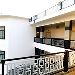 Resort Golden Cave