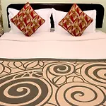 Collection O 4255 Day Night Guest House And Restaurant