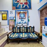 The Little Castle - Boutique Home Stay