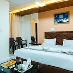 Hotel The Jay Excellency