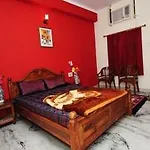 Rukkmani Guest House