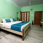 Oyo Rooms Old Public Park