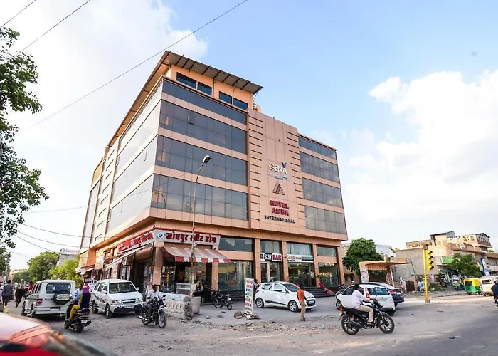 Oyo 19628 Hotel Amba International