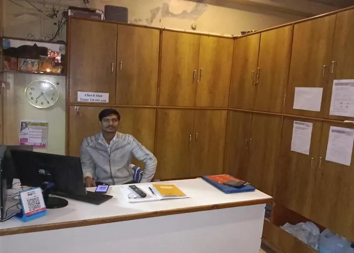 Hotel O Mahadev Hotel