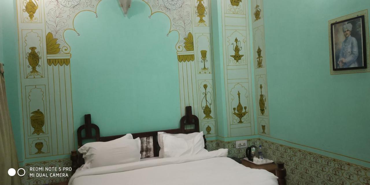 Krishna Prakash Heritage Haveli 3*