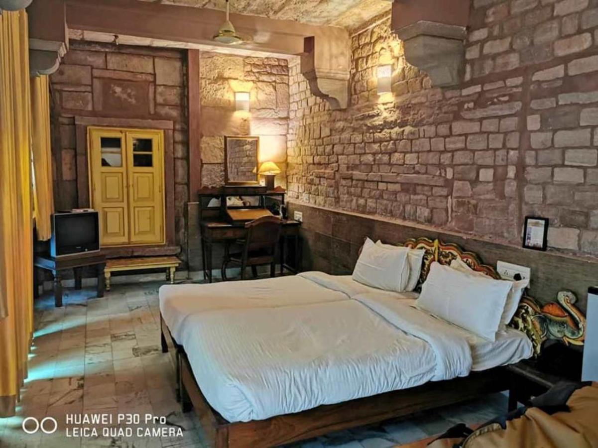 Krishna Prakash Heritage Haveli Hotel