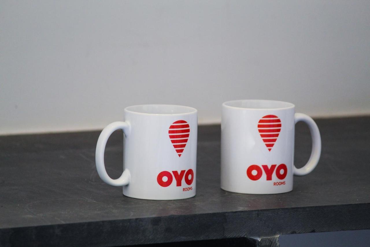 Oyo 78460 The Manan Hotel