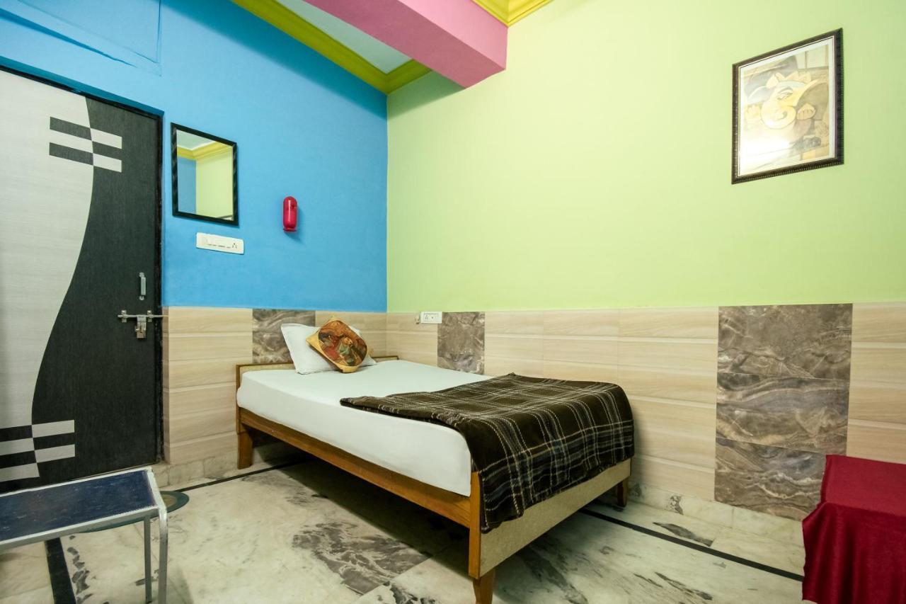 Spot On 41885 Royal Heritage Hotel 2*