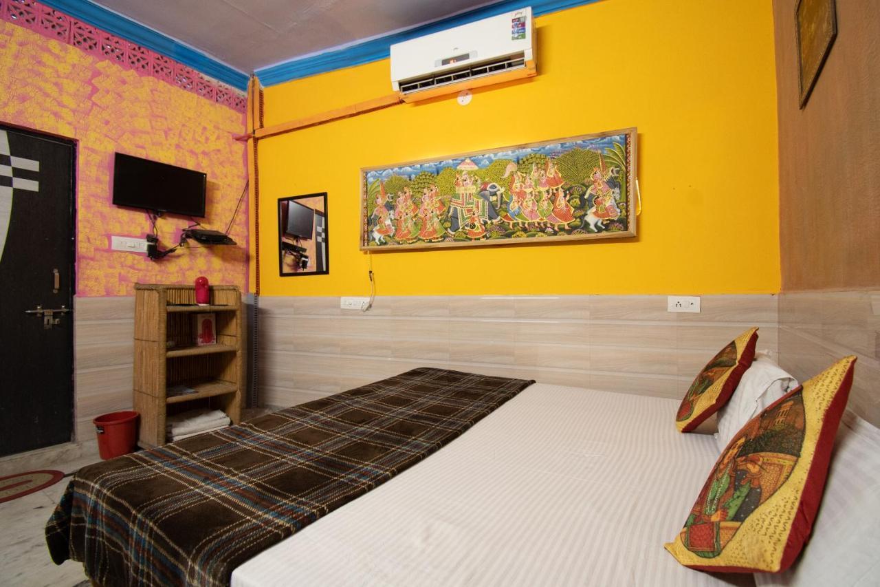 Spot On 41885 Royal Heritage Hotel 2*