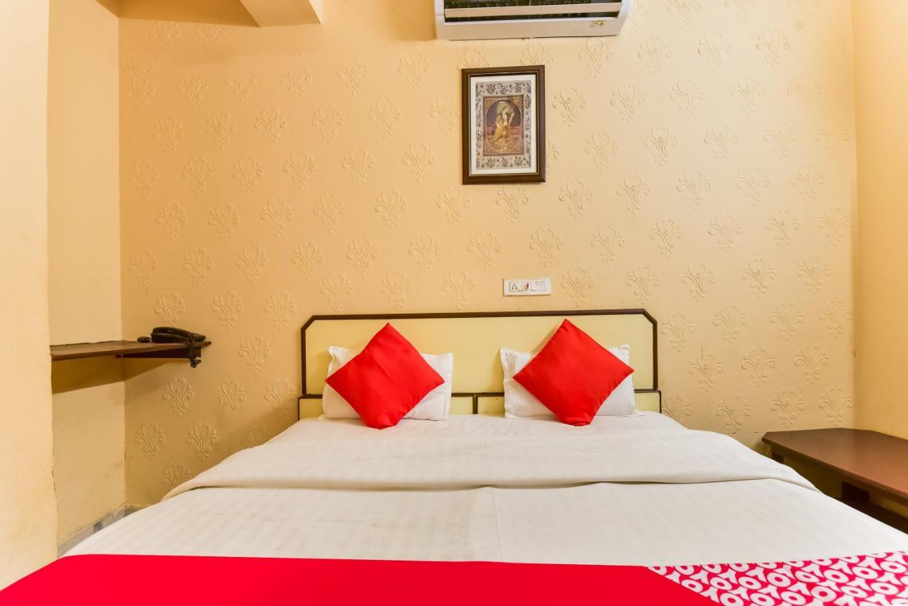 Hotel Oyo 72463 Sunder Palace