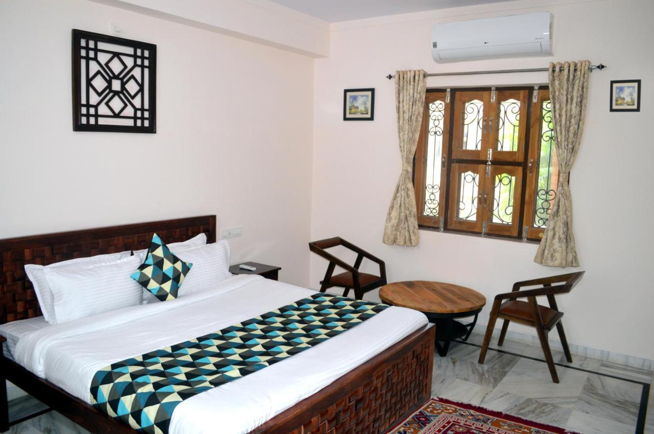 Hotelier Hosts - A Homestay *