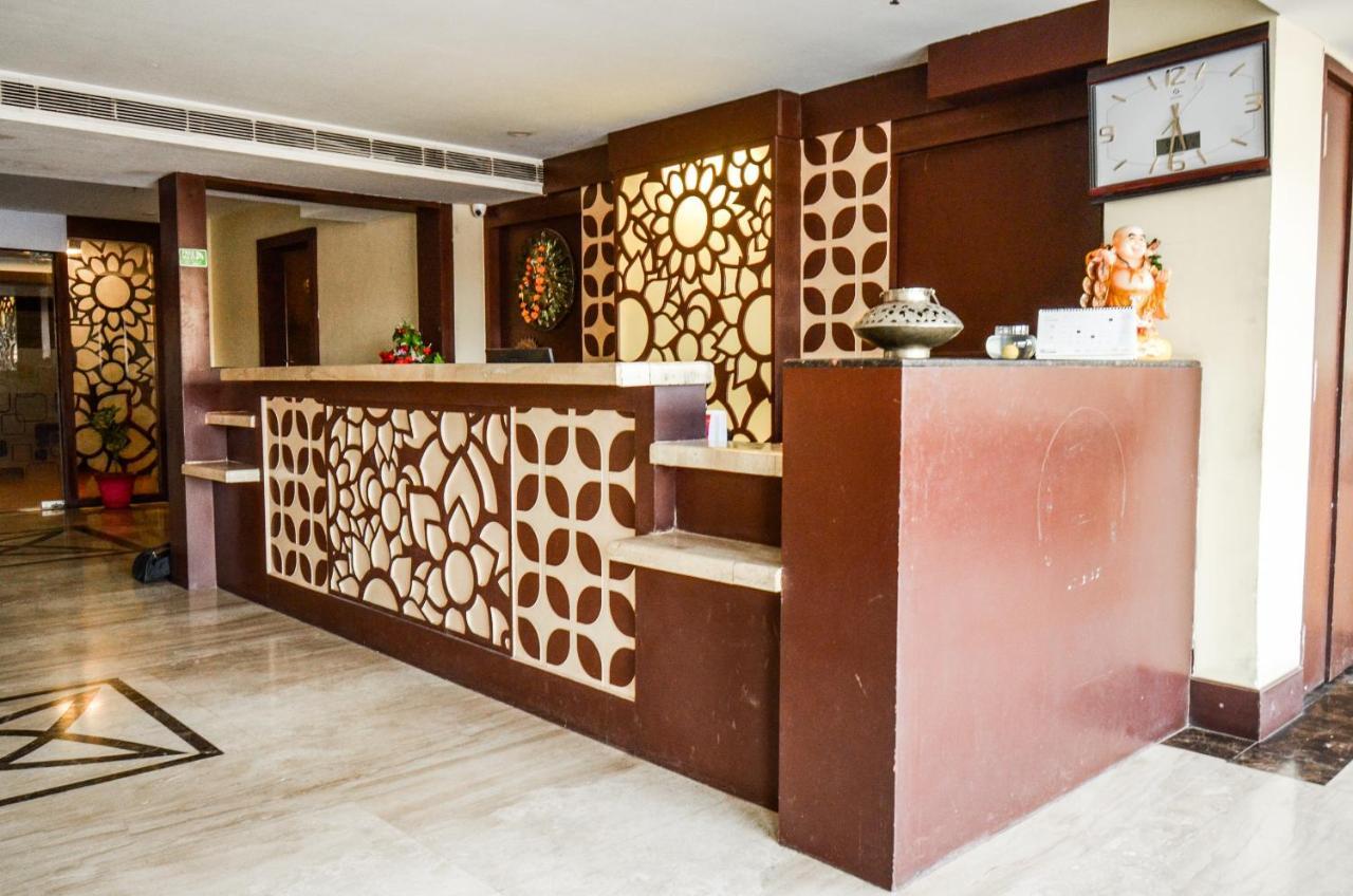 Oyo 19628 Hotel Amba International Hotel