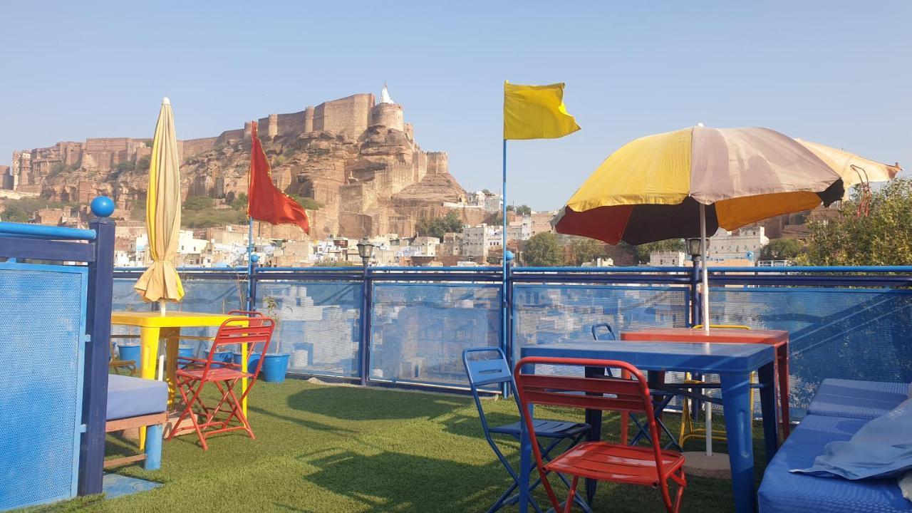 Homestay Raj Mandir Boutique *