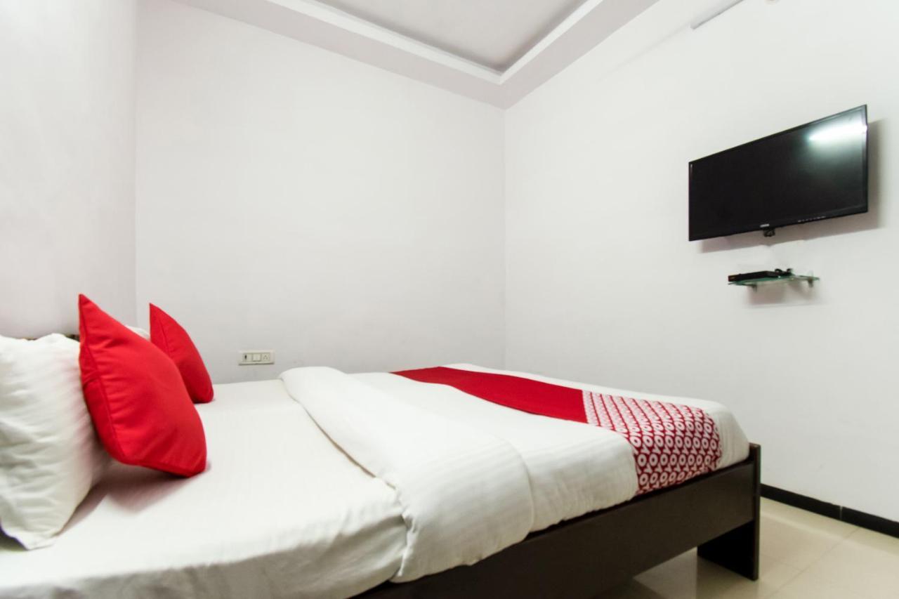 Oyo 43484 Real Residency Hotel 3*