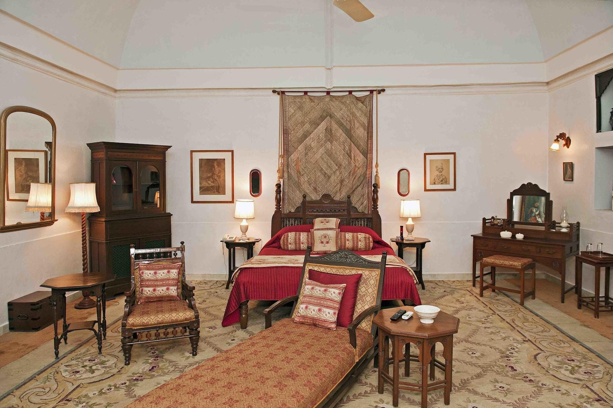 Welcomheritage Bal Samand Palace Resort Jodhpur (Rajasthan)