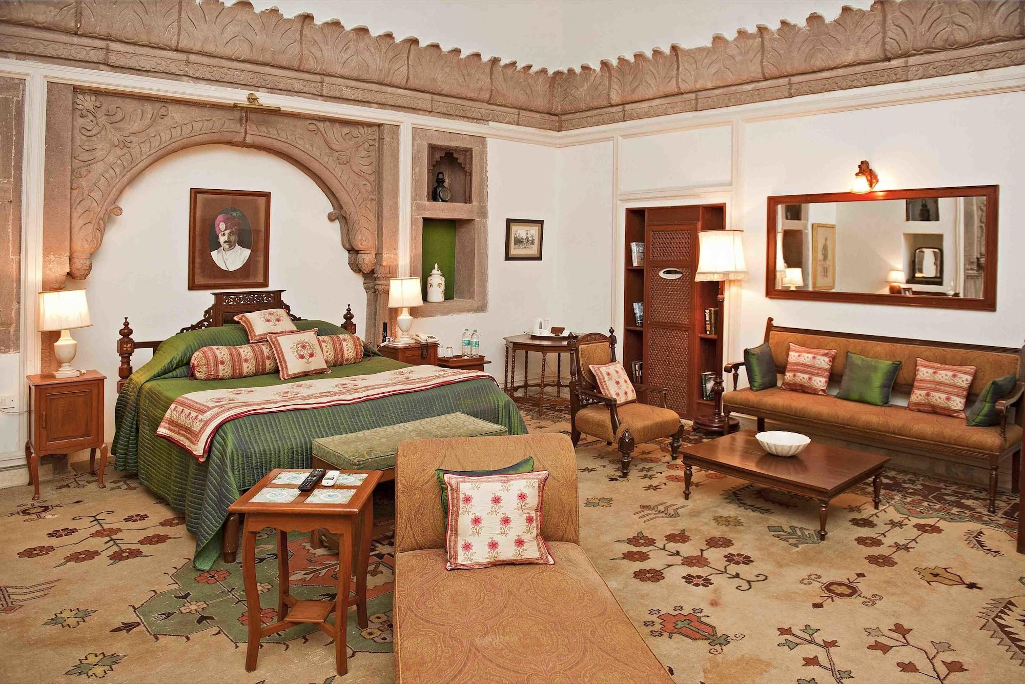 Welcomheritage Bal Samand Palace