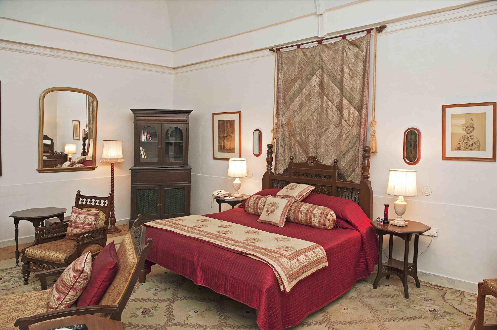 Welcomheritage Bal Samand Palace 5* Jodhpur (Rajasthan)