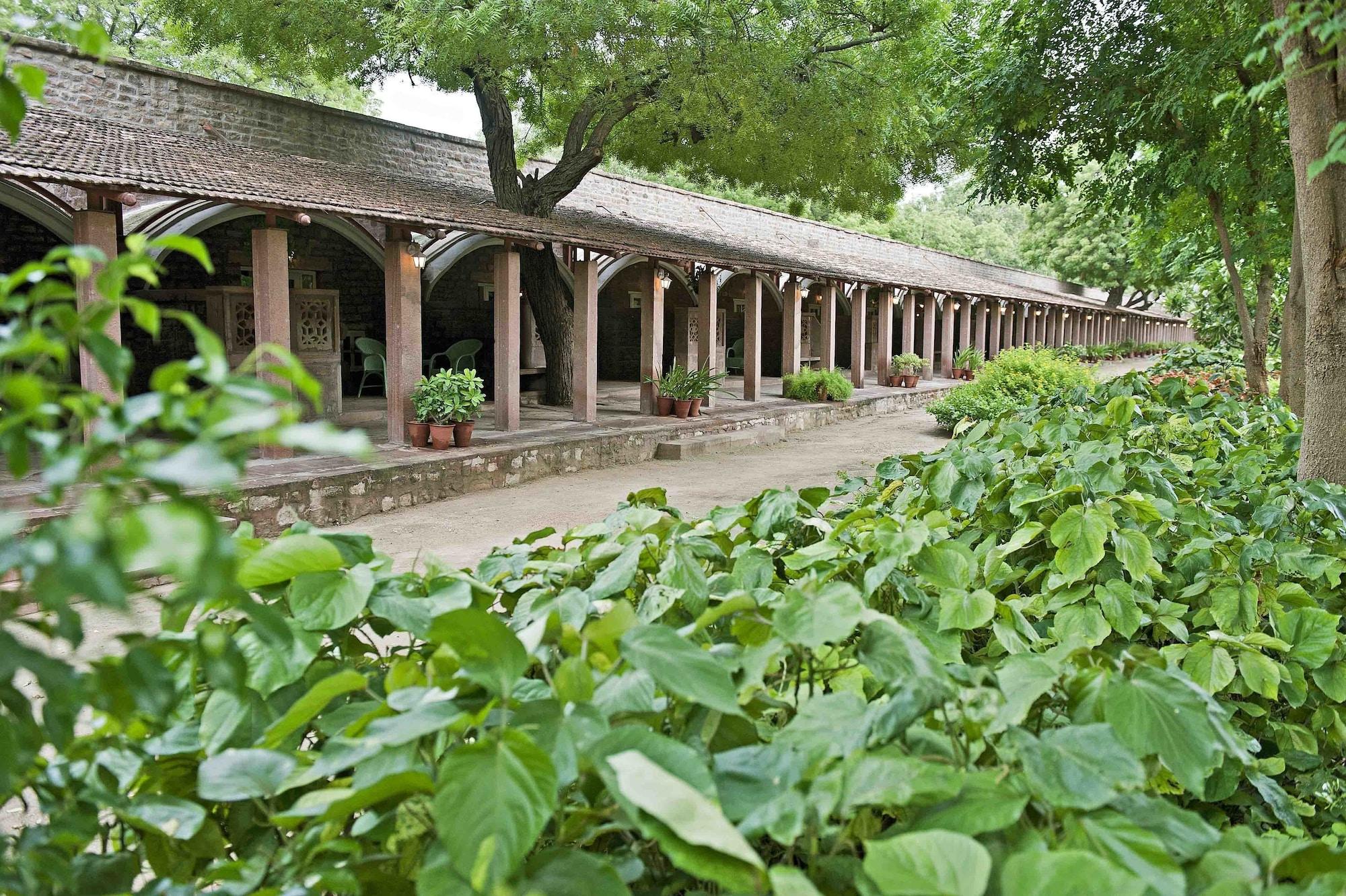 Welcomheritage Bal Samand Palace 5* Jodhpur (Rajasthan)
