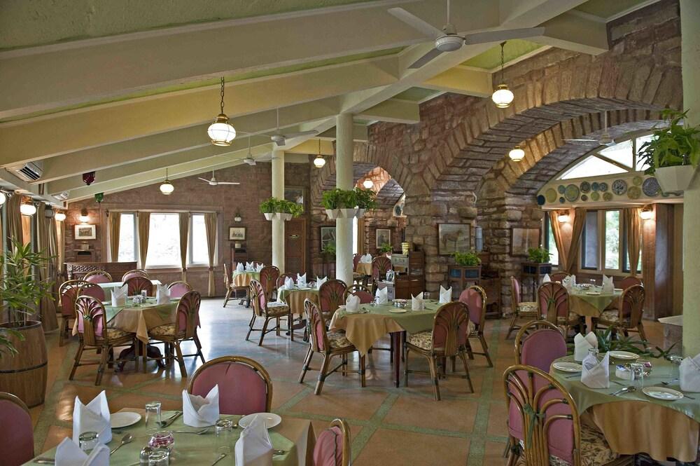 Welcomheritage Bal Samand Palace 5* Jodhpur (Rajasthan)