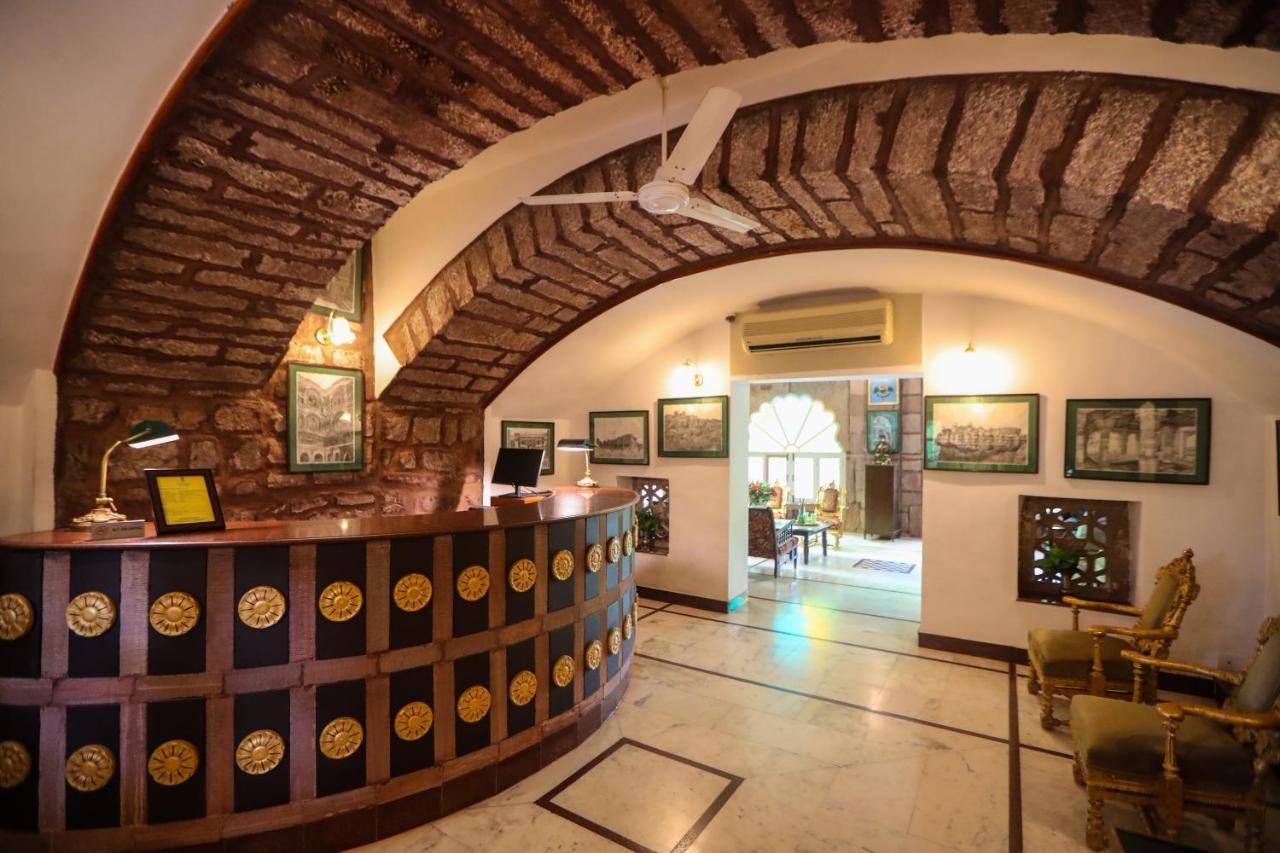 Resort Welcomheritage Bal Samand Palace Jodhpur (Rajasthan)