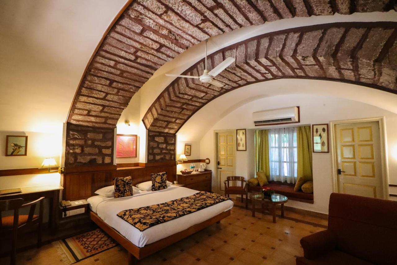 Welcomheritage Bal Samand Palace