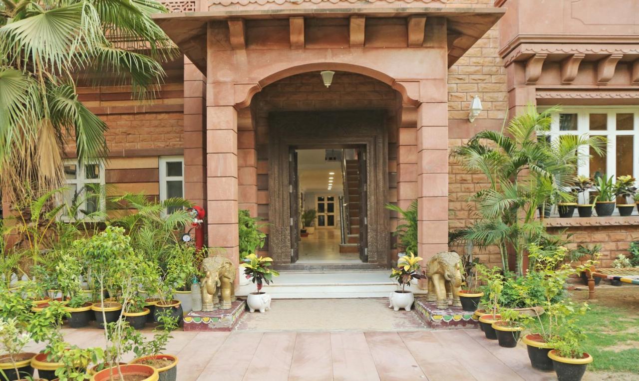 Oyo 2593 The Marwar & Gardens 3*