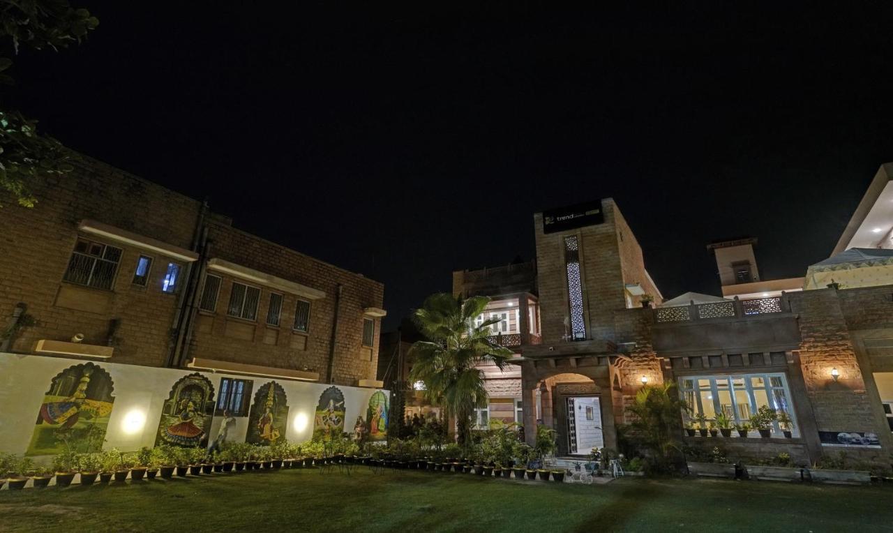 Hotel Oyo 2593 The Marwar & Gardens 3*