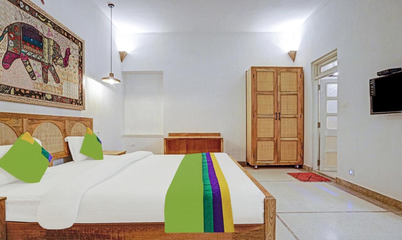 Oyo 2593 The Marwar & Gardens Hotel