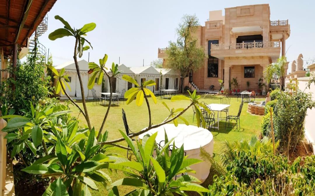 Zest Damodar Garh - The Stress Free Zone Guest house *