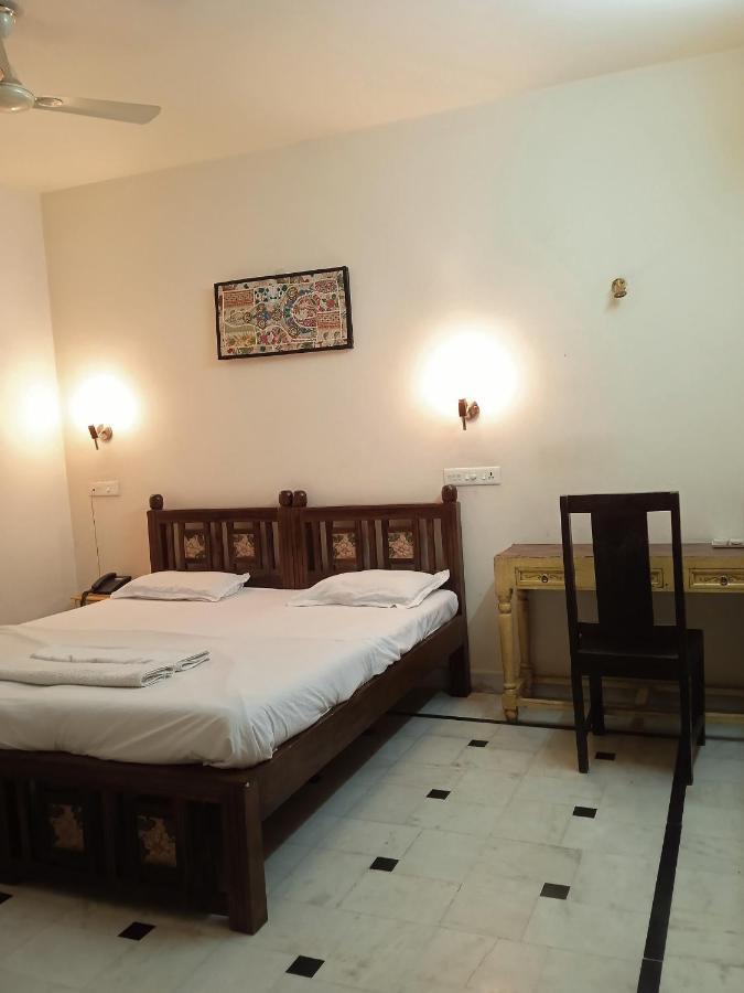 Hotel Rigmor Haveli *