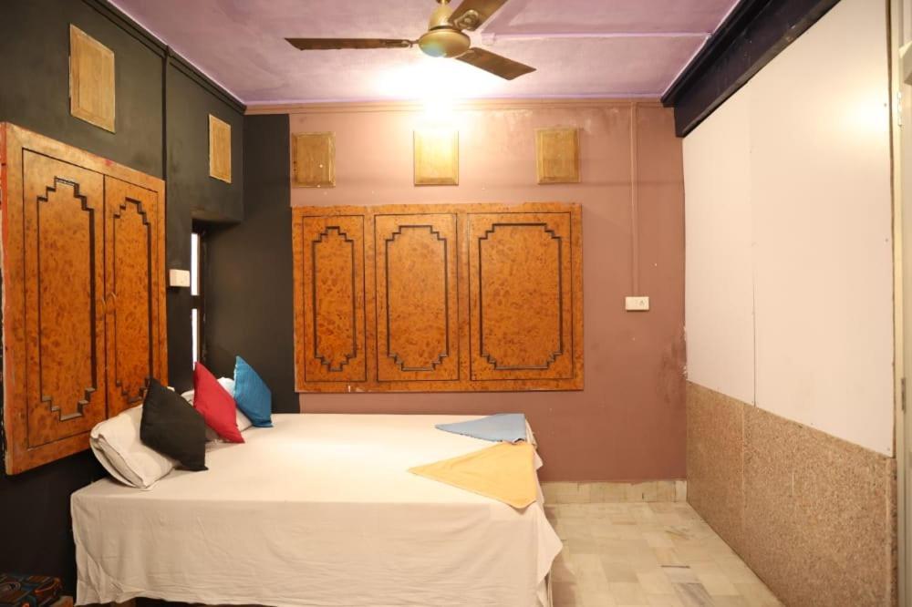 Santkripa Backpackers 400 Mtr From Railway Station * Jodhpur (Rajasthan)