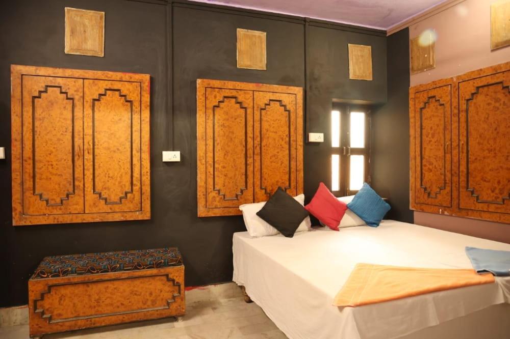 Santkripa Backpackers 400 Mtr From Railway Station Hostel Jodhpur (Rajasthan)