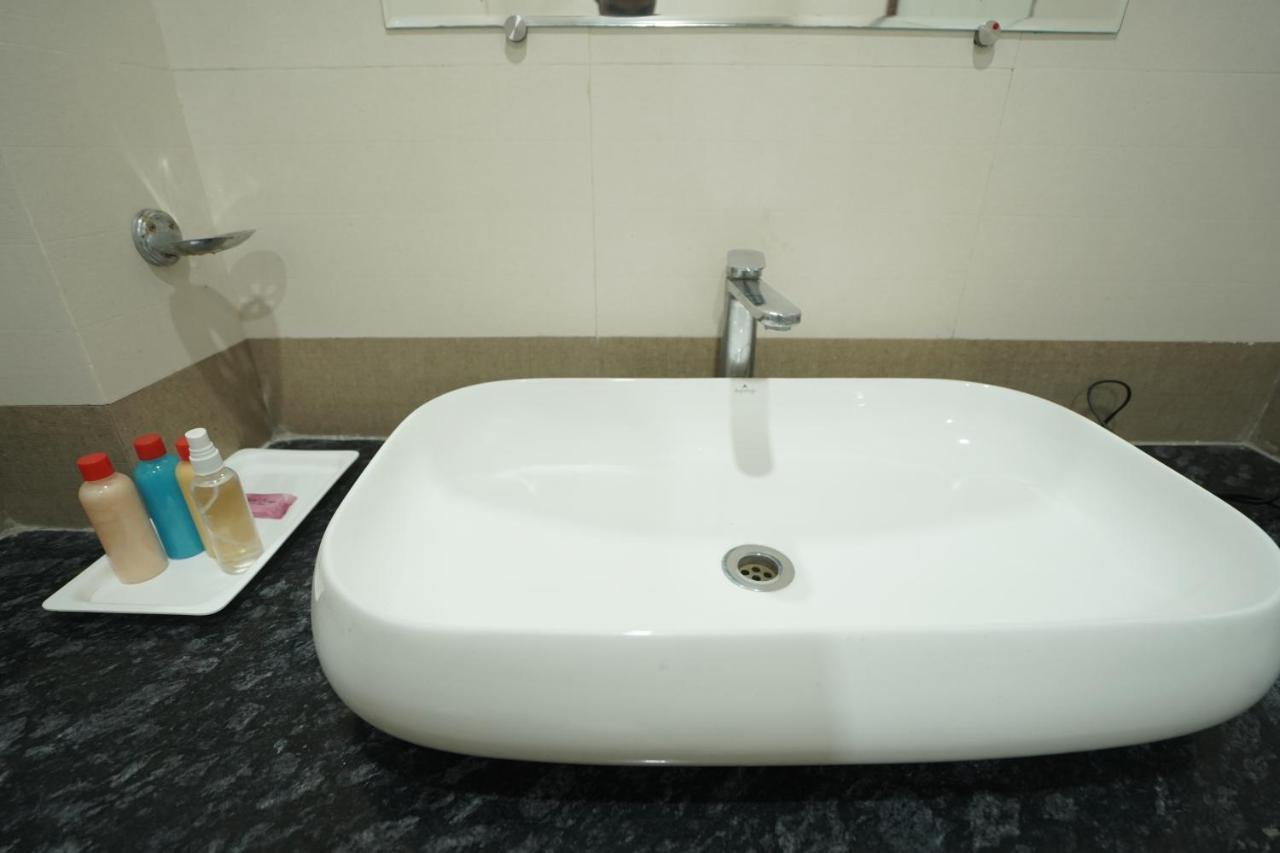 Silver Cloud Hotel 3*