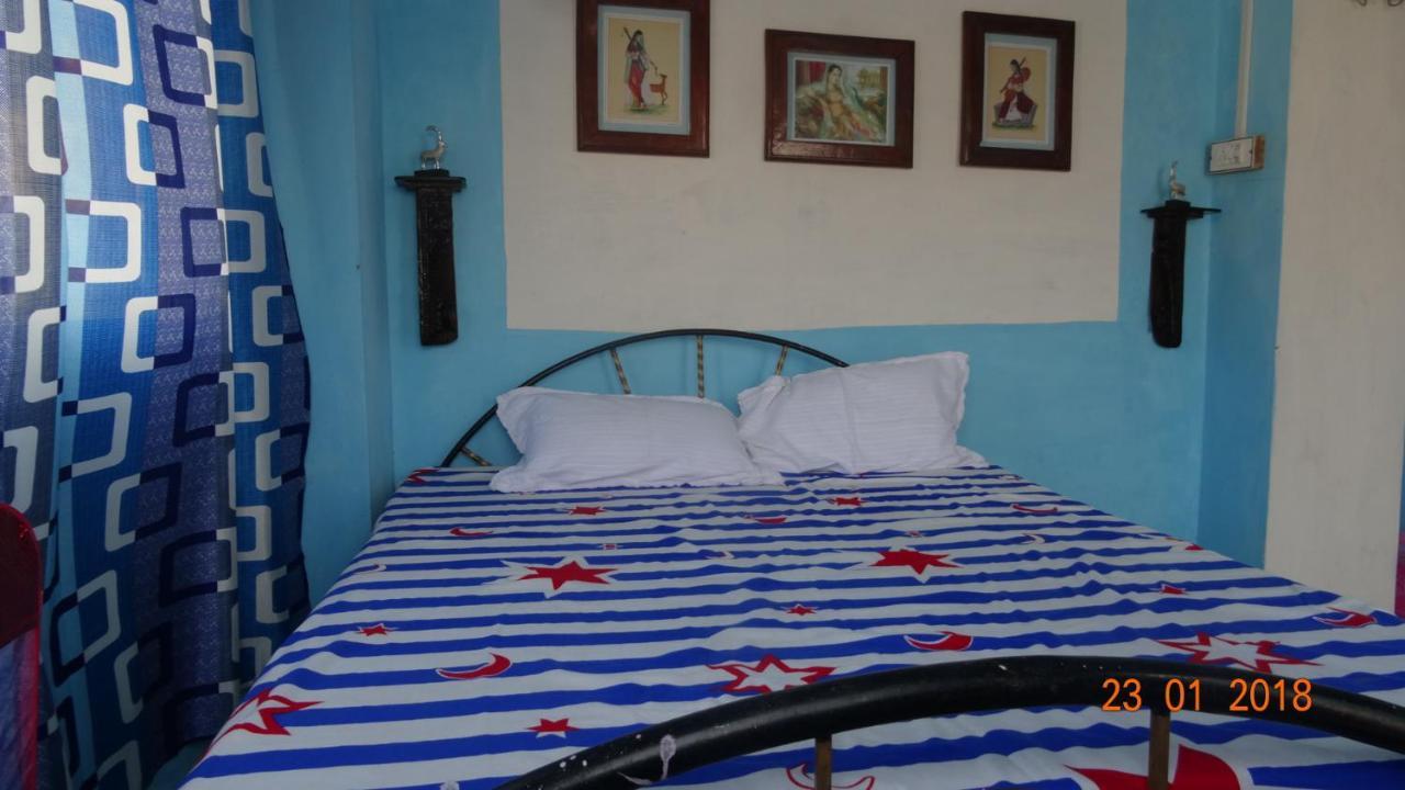 Amar Niwas Homestay *