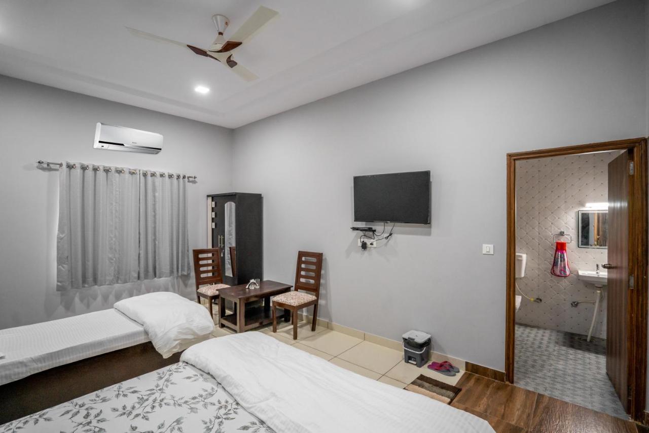 Hotel Golden Cave Jodhpur (Rajasthan)