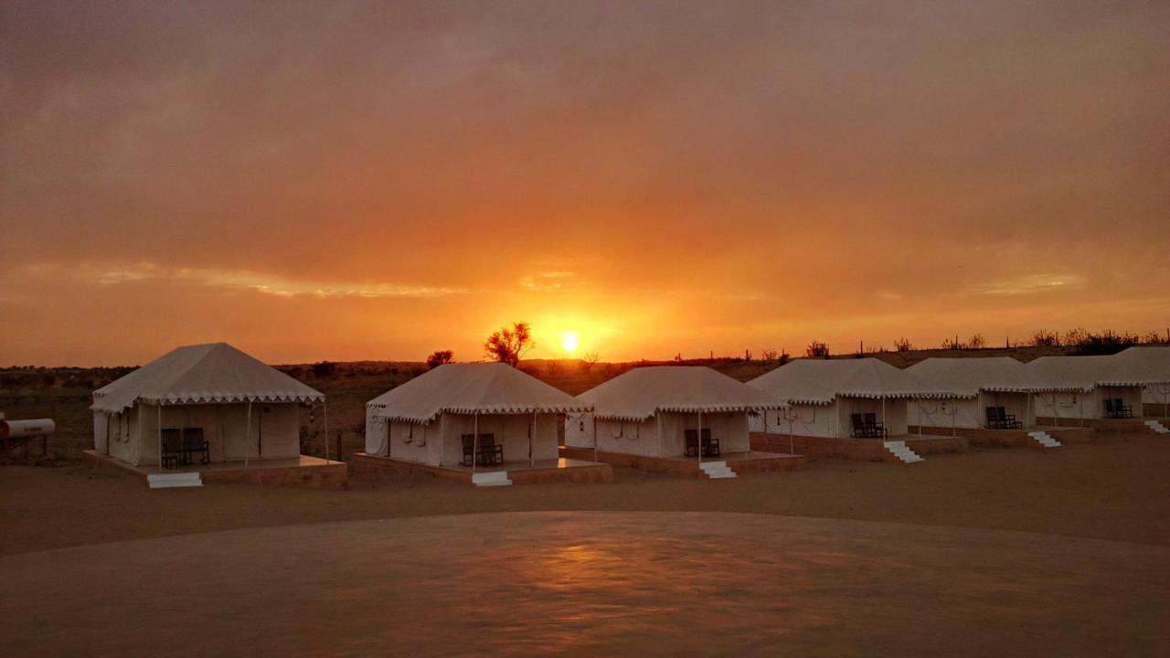 Clarks Exotica Luxury Tents, Dechu Resort 3*