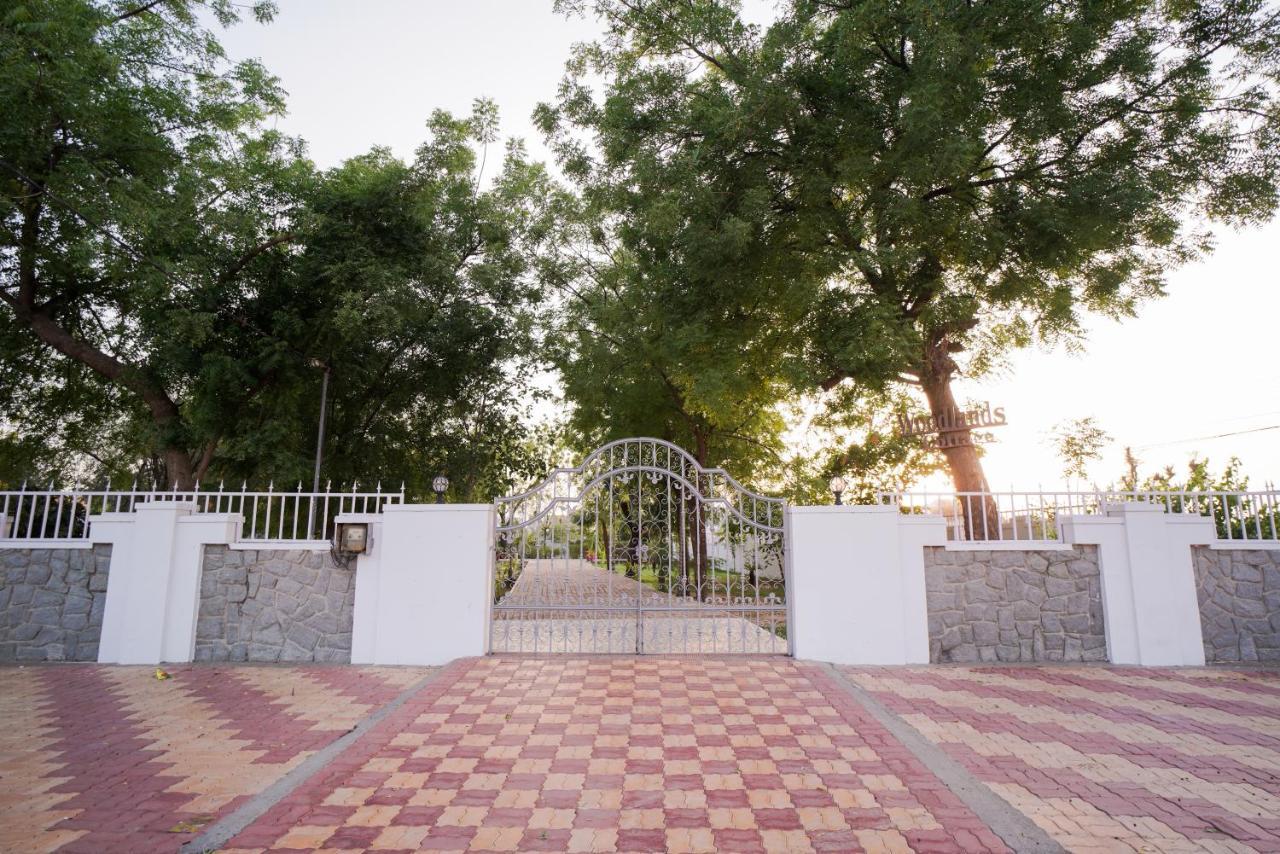 Woodlands - Luxury Villa