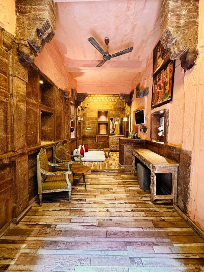 Hotel Rani Mahal 3*