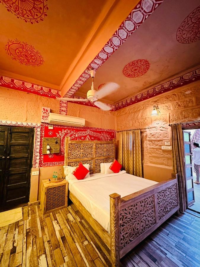 Rani Mahal Hotel 3*