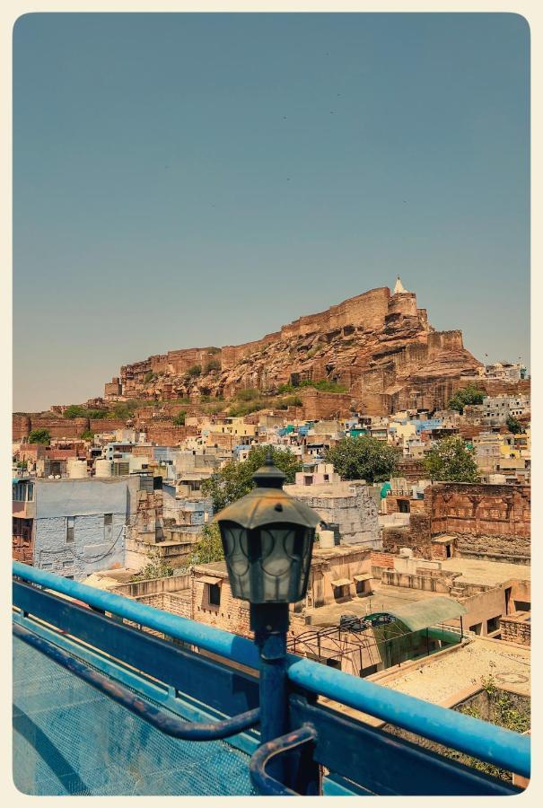 Homestay Raj Mandir Boutique