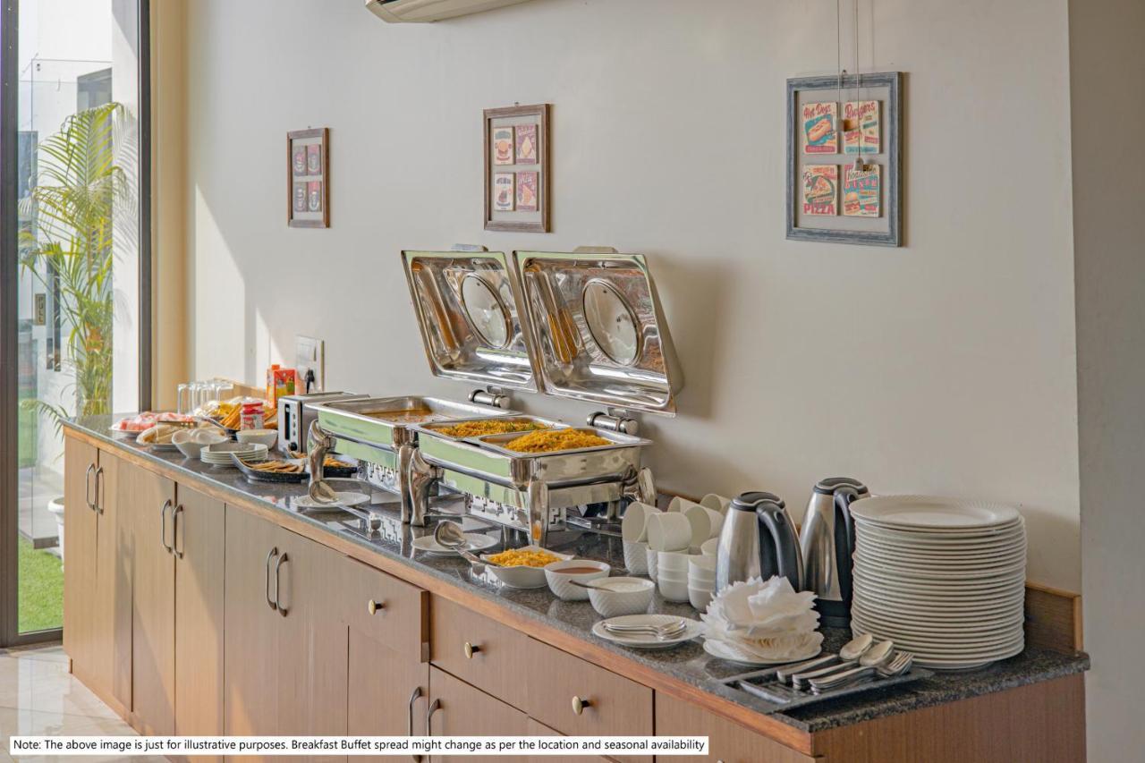 Hotel Oyo 2593 The Marwar & Gardens 3*