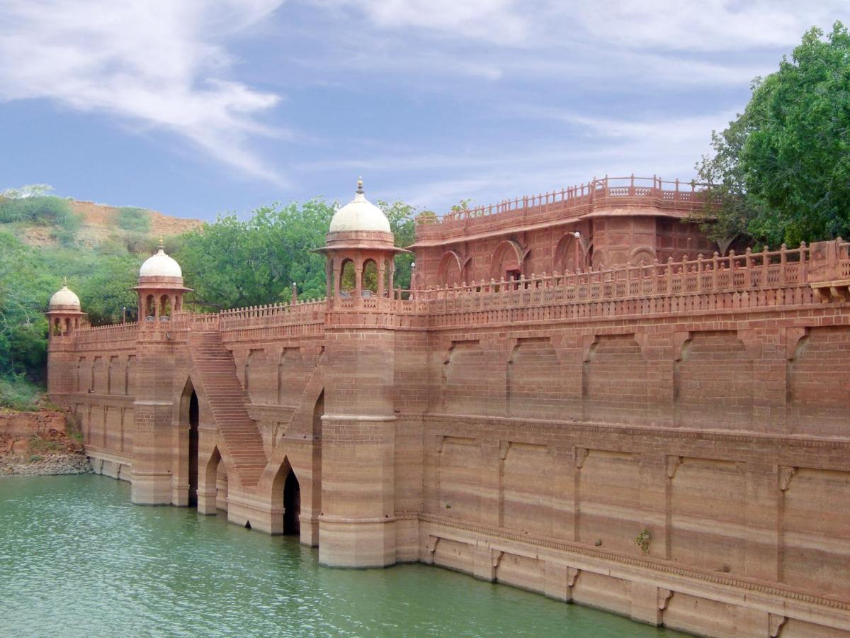 Welcomheritage Bal Samand Palace Resort