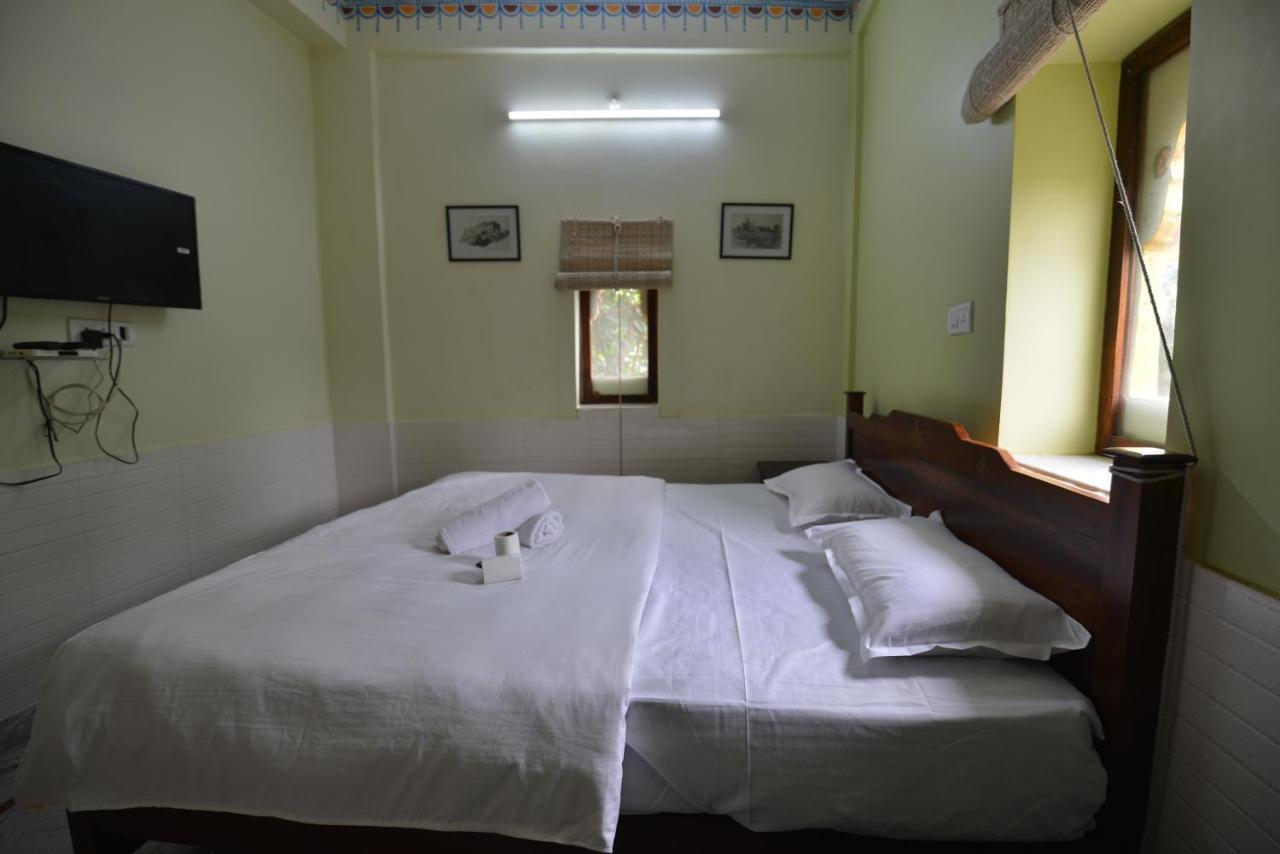 Bawarri Haveli Hotel 3*