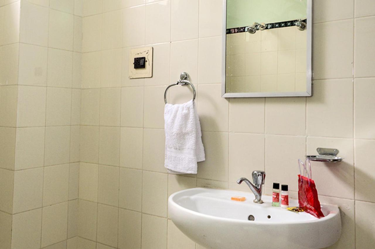 Collection O 4255 Day Night And Restaurant Hotel Jodhpur (Rajasthan)