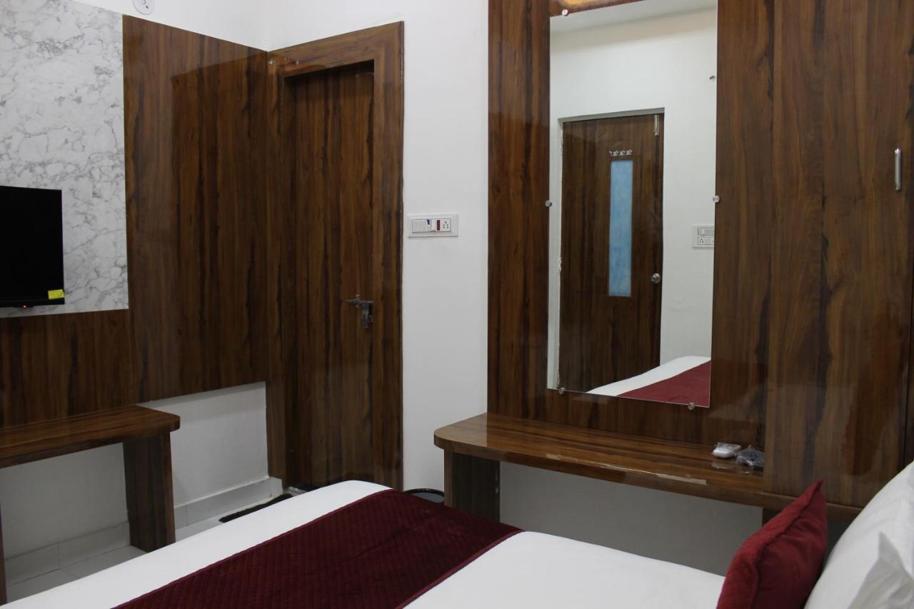Hotel Shri Govindam