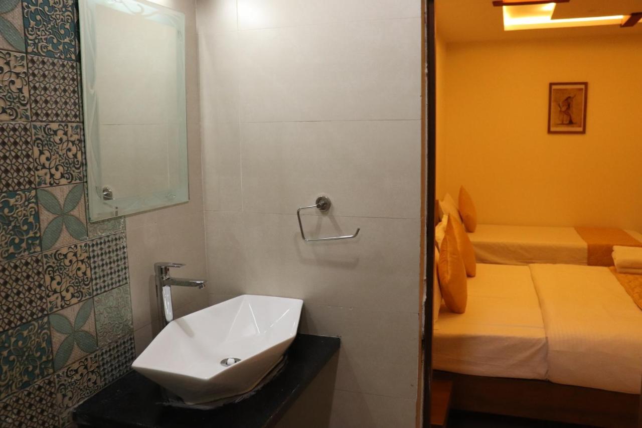 Hotel Jmb 3*