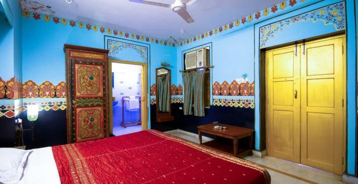 Krishna Prakash Heritage Haveli Hotel