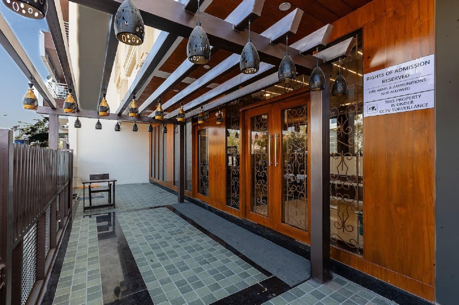 Five Elements Mertiya Residency 3*