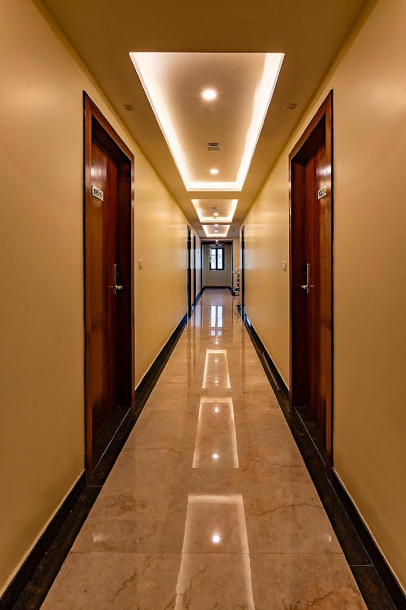 Five Elements Mertiya Residency 3*